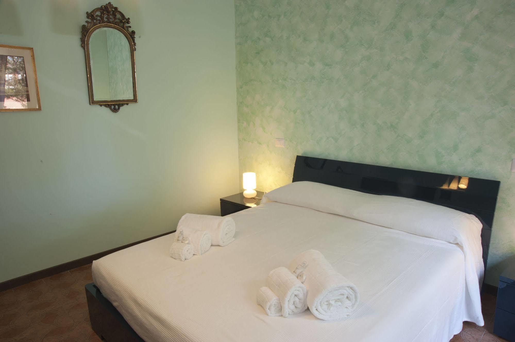 Bed and Breakfast Domus In Viridi Рим Екстер'єр фото