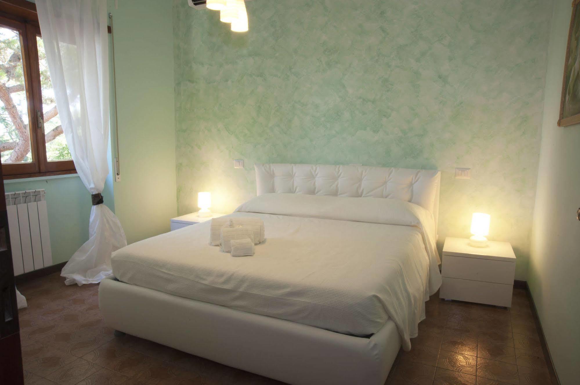Bed and Breakfast Domus In Viridi Рим Екстер'єр фото